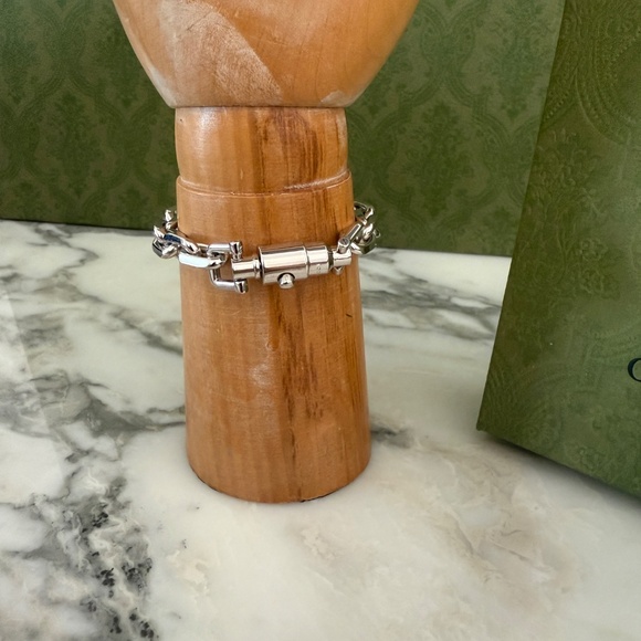 Gucci 773841 Jackie 1961 Chain Bracelet in Silver-toned Brass, Size Small - Picture 9 of 13